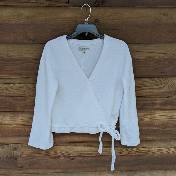 Texture & Thread Wrap Top, White Small - Picture 6 of 11